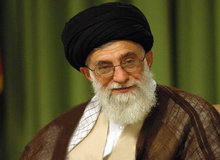 همه باید با هم به سربلندی و عزت ایران اسلامی بیندیشند