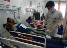 علت مسمومیت 17 دانش‌آموز: وجود کیسه پلاستیکی حاوی قرص برنج در حیاط مدرسه!
