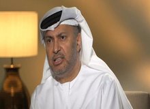 انور قرقاش ایران را به دست داشتن در حمله موشکی به ریاض متهم کرد