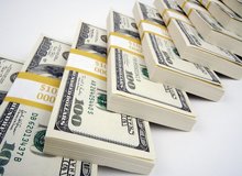کشف بیش از 308 هزار ارز خارجی در فرودگاه امام(ره)