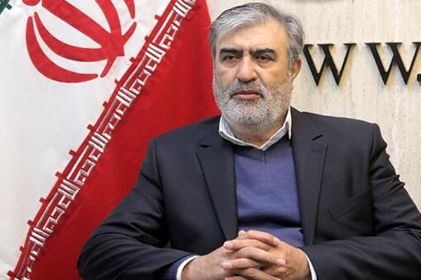 عزیزی، رئیس کمیسیون امنیت ملی مجلس:  ارسال پرونده هسته ای ایران به شورای امنیت اشتباه بزرگ اروپایی ها در همراهی با آمریکا بود باید منتظر پاسخ نظام باشند و عواقب آن را بپذیرند