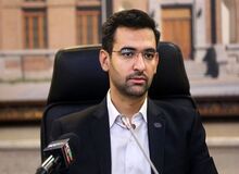 واکنش آذری جهرمی به ممنوعیت واردات آیفون: درمورد تعالیم کمونیستی نظری ندارم!