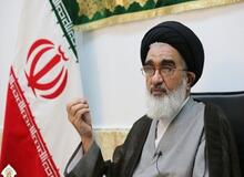 امام‌جمعه قم: خواسته مردم ایران، روی کارآمدن دولتی مطیع امر رهبری بود باید قدردان این نعمت باشیم‌