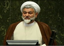 نوروزی: چرا طرح ممنوعیت گرداندن حیوانات نجس‌العین در شهر در دستور کار صحن قرار نگرفته است؟