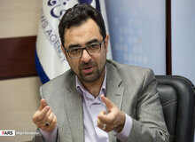 سیداحمد عراقچی: شهریور ۹۶ در گزارشم به آقای روحانی نسبت به بحران ارزی در کشور هشدار دادم اما به مذاق ایشان خوش نیامد/ آقای روحانی اصولاً اعتقادی به نظرات کارشناسی بانک مرکزی نداشت/ آقای روحانی میگفت یک مشت داعشی در بانک مرکزی هستند
