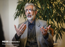 حداد عادل: صرف اینکه یک کسی برود خارج تحصیل کند گناه نیست/ آن کسی که در خارج خانه و ویلا دارد یعنی آنطرف را بیشتر از کشورش دوست دارد