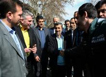کیهان: احمدی نژاد سردسته منافقان است
