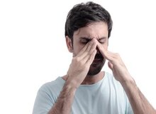درد بین ابرو نشانه چه بیماری است؟