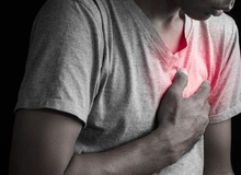چرا صبح‌ها ضربان قلبمان بالاست؟/ ۳ علت تپش قلب شدید بعد از خواب