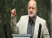 قاضی‌پور: آقای روحانی! چرا در مورد وزارت بازرگانی خودزنی کردید؟ چرا صورت مسئله را پاک می‌کنید؟
