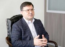 بهروز نعمتی: نباید برای دولت رئیسی «حاشیه» ساخت/ اگر دوستان مشکلی در آقای لاریجانی دیده اند چرا بیان نمی کنند؟