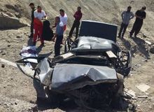 برخورد رخ به رخ ۲ دستگاه پژو در جاده نهاوند - فیروزان ۷ کشته برجا گذاشت