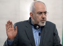 طاقت ظریف در مقابل دلواپسان طاق می‌شود؟ /ادامه ماجراهای یک کلیپ منقطع شده و هجمه تندروها