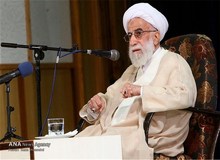 آیت الله جنتی: باید به جوانان بگوییم اغتشاش و آتش سوزی و در و پنجره شکستن هیچ دردی را دوا نمی کند/ این ارتش و بسیج بود که جلوی بعثی ها ایستادند