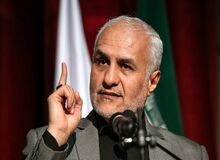 کنایه پیشکسوت فوتبال به «حسن عباسی»: همین حرف‌ها را می‌زنید که ورزشکاران ما به دنبال «پناهنده گی» هستند
