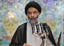 امام جمعه اهواز: باید با پویش "غیرتمندان دینی" با بی حجاب ها و روزه خواران برخورد شود