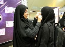 حجاب هم طبقاتی می‌شود؟ / تناسب حجاب زنان با میزان سرمایه آن‌ها