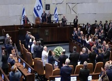 ترامپ: دست دوستی آمریکا همچنان به سوی ایران دراز است