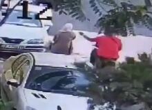 فیلم/ حمله دو سارق موتورسوار به گوشی تلفن همراه یک زن در تهران