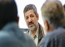 احمدی‌نژاد ورشکسته سیاسی است/ اختلاس‌ها به ترامپ پالس مثبت می‌دهد