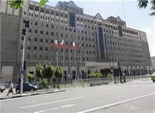 تجمع سهامداران پدیده مقابل مجلس در سرما