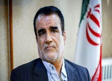 فعال سیاسی اصلاح طلب: قطعاً نظر رئیسی و امیرعبداللهیان به نظر رهبری نزدیک‌تر است تا نظر «حسین شریعتمداری»