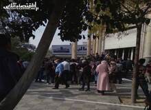تجمع اعتراضی بورسی‌ها مقابل دادگاه انقلاب
