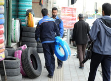 دبیر انجمن واردکنندگان لاستیک خودرو: توقف ثبت سفارش لاستیک در ۱۴۰۵ / واردات تایر در بلاتکلیفی ماند