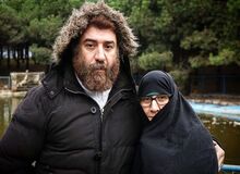 واکنش مادر علی انصاریان به صحبت های آسیه اسدزاده: مگر می شود على نامزد داشته باشد و من ندانم؟/ از خدا بترسید
