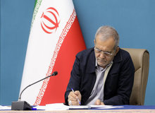 دستور دفتر رئیس‌جمهور به وزیر اقتصاد برای پیگیری کیفری سهامدار اصلی بانک آینده