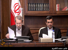 نگاه احمدی‎نژاد به مجمع تشخیص تغییر می‎کند؟/ او این مجمع را مجمع پیرمردان خوانده بود
