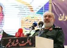 جانشین فرمانده سپاه: سال گذشته بزرگ‌ترین تهاجم حزب شیطان علیه جمهوری اسلامی انجام شد / می خواستند با بهانه افزایش پهنای باند اینترنت، ذهن فرزندان ما را در اختیار دشمن قرار دهند