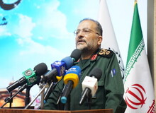 سردار سلیمانی:
رهبری هشدار دادند محرومین نباید زیر چرخ های توسعه له شوند/ منکر مشکلات اقتصادی و اختلاف طبقاتی نیستیم/ کسی جرأت تعدی به ایران را ندارد