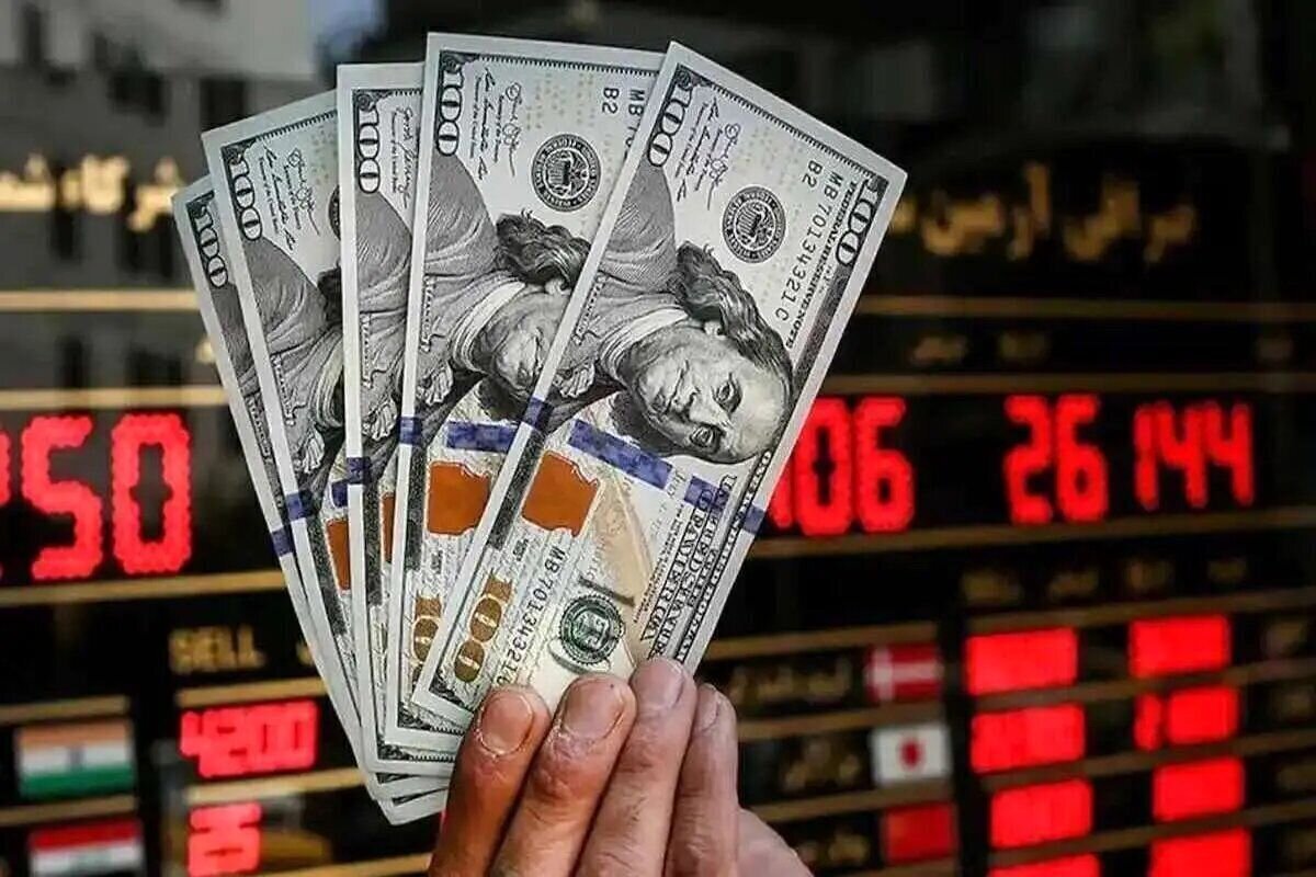 اثر ژانویه بر دلار چقدر است؟ / پدیده اثر ژانویه در بازار ۳ ریشه اصلی دارد