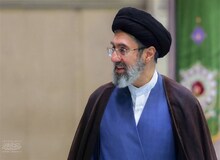 آیت الله سید مجتبی خامنه‌ای" نباید با اعلام بنا بر مذاکرات با دشمن، تصور شود که حضور در خیابان‌ها لازم نیست/ حتماً غرامت تک تک صدمات وارد شده و خون بهای شهیدان و دیه جانبازان این جنگ را طلب خواهیم کرد و حتماً مدیریت تنگه هرمز را به مرحله جدیدی وارد خواهیم