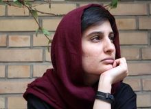 الهه محمدی: افتخار می‌کنم که در کنار مردم ماندم تا صدایشان باشم