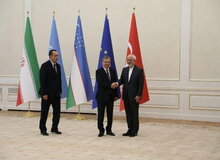 ظریف با رئیس‌جمهور ازبکستان دیدار کرد