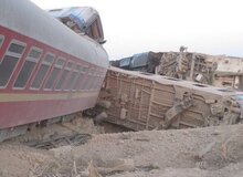 مدیریت بحران: برخی اجساد مربوط به حادثه قطار طبس - یزد از ریل، قابل شناسایی نیست / قطع دست و پا داشته‌ایم
