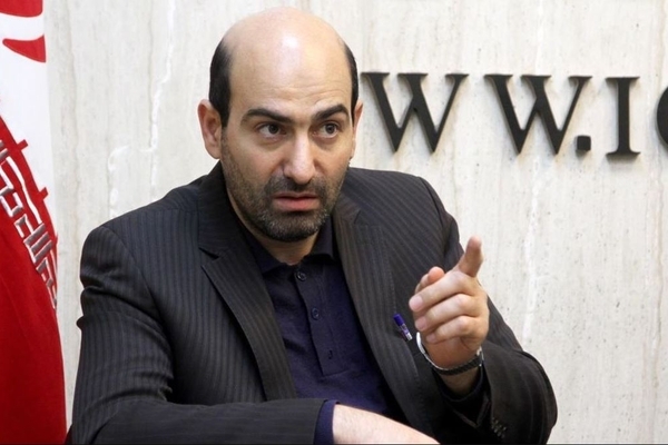 ابوترابی، نماینده مجلس: طبق ماده ۲ منشور سازمان ملل کشورهای عربی به ما تجاوز کرده‌اند. پس ما می‌توانیم اموال آن‌ها را مصادره کنیم/ اگر اموال بلغارستان و قبرس وارد خلیج فارس شود مصادره می کنیم/ پیمان مکه ۱۰۰درصد با چراغ سبز آمریکا بود