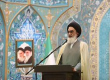 امام جمعه قم: مردم به جای توجه به رسانه های داخلی و خارجی دشمنان به حرف رهبری گوش دهند