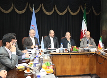 تولد اولین فراکسیون در مجلس یازدهم / شمس الدین حسینی: جمع مدیران احمدی نژاد در مجلس آینده ۵۰ نفر است؛ فراکسیون تشکیل می‌دهیم