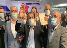 جزئیات درگیری همراهان احمدی‎ نژاد هنگام ثبت‌نام/ مشاور وزیرکشور: آقای احمدی نژاد پروتکل ها را رعایت نکرد