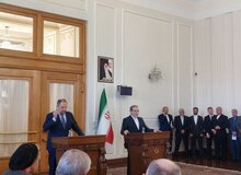 عراقچی: هیچ امکان مذاکره مستقیمی بین ایران و آمریکا وجود ندارد/ در موضوع هسته‌ای با روسیه و چین هماهنگ هستیم