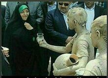  برای آنان که عکسی از اجرای تئاتری دانشجویان مینابی را به جای اعتراض جوانان اهوازی جا می زنند و یا آنانی که می پرسند ابتکار برای محیط زیست چه کرد؟