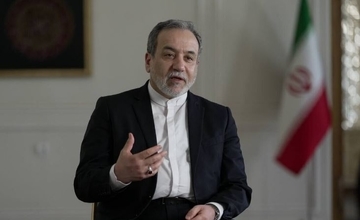 گفتگوی تلفنی وزیر امور خارجه کشورمان با وزرای ترکیه، عراق و مصر