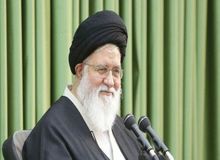 آیت‌الله علم‌الهدی: افراد زاویه‌دار در مجلس انقلابی، مهره دشمن خواهند بود