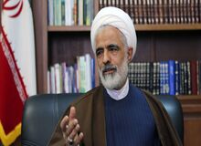  ارسال پیامک به اعضای مجمع تشخیص مصلحت به نام حوزه علمیه خواهران 