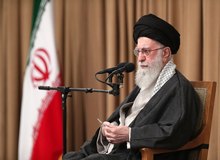 رهبر انقلاب: یکی از خطرهای کشور، این حالت نه جنگ، نه صلح است