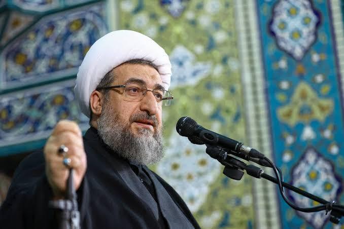 امام جمعه تبریز: نقاط ضعف را بیان نکنید؛ مردم با وجود مشکلات معیشتی پای، انقلاب و نظام ایستاده‌اند/ مسئولان اجازه ندهند بی‌عفتی در برنامه‌های دولتی ترویج شود