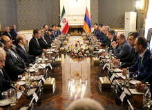 ایران هیچ سقف و محدودیتی برای توسعه همکاری ها با ارمنستان قائل نیست/ حل پیچیده ترین مسائل از طریق گفتگوهای مسالمت آمیز امکان پذیر است